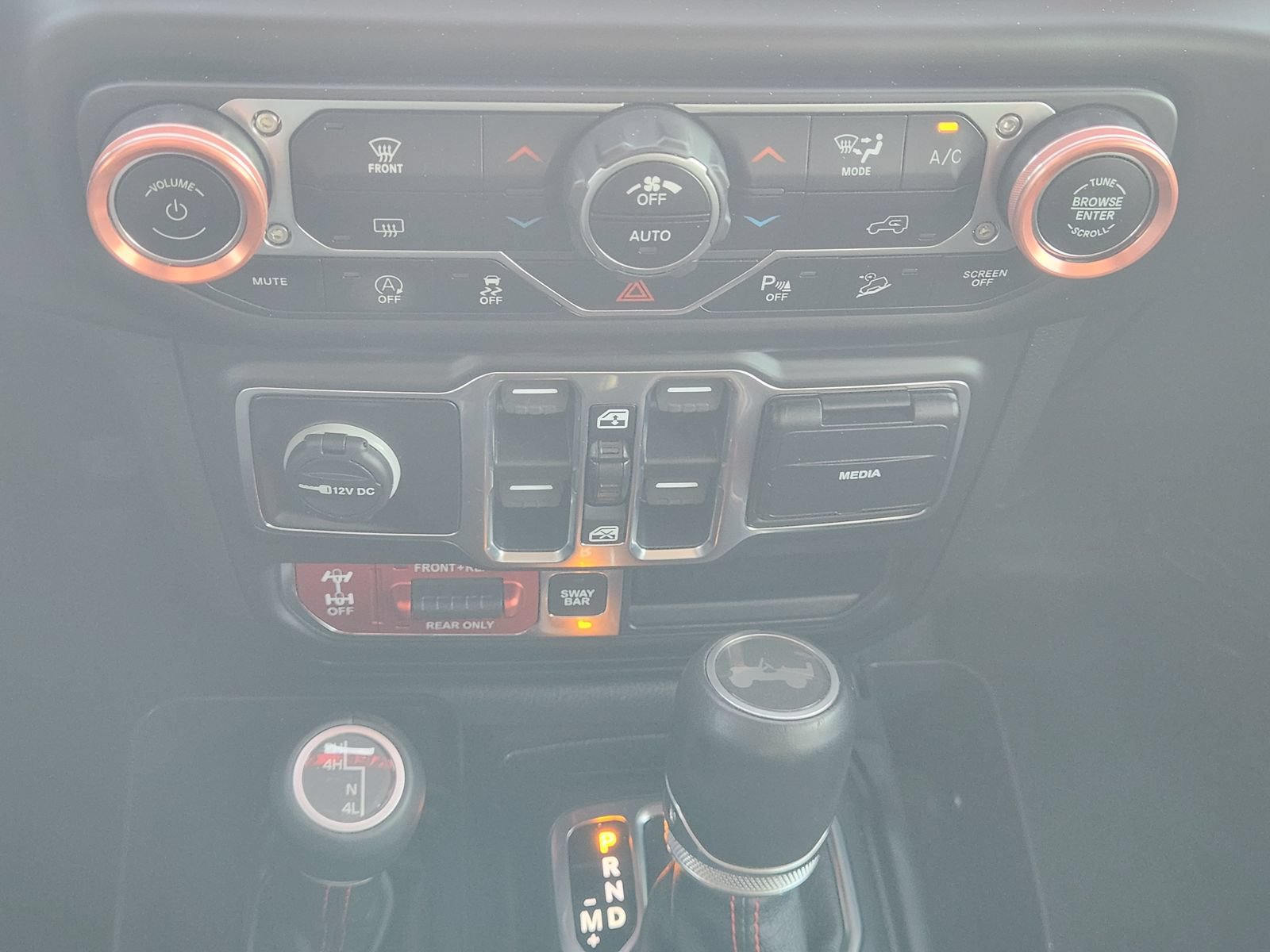 Used 2020 Jeep Wrangler Unlimited Rubicon AWD/4WD image 19