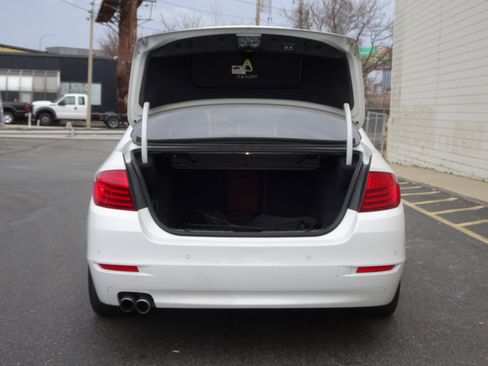 Used 2015 BMW 528i xDrive Sedan image 9