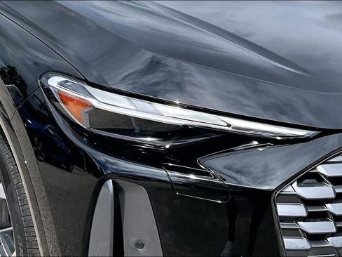 New 2026 Audi Q5 Premium AWD/4WD image 12