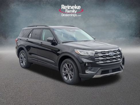 New 2026 Ford Explorer Active w/ Active Comfort Package AWD/4WD image 3