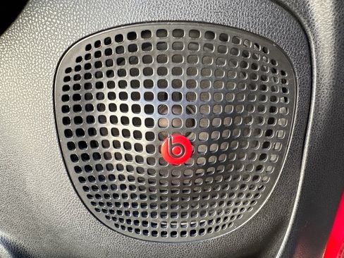 Used 2018 FIAT 500L Pop w/ Premium Group image 12