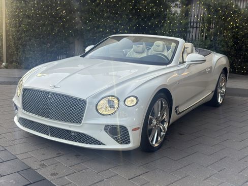 Certified 2020 Bentley Continental GT image 16