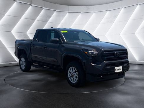 Used 2024 Toyota Tacoma SR5 RWD image 7