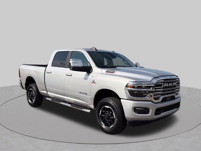 Used 2026 RAM 2500 Laramie AWD/4WD image 7