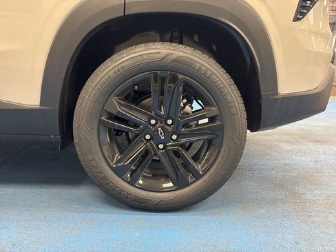 New 2026 Chevrolet Trax ACTIV w/ Driver Confidence Package FWD image 16