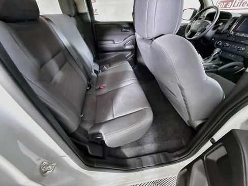 Certified 2023 Nissan Frontier S AWD/4WD image 29