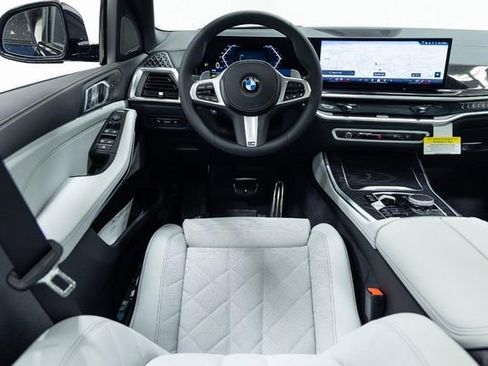 New 2026 BMW X5 xDrive40i image 4
