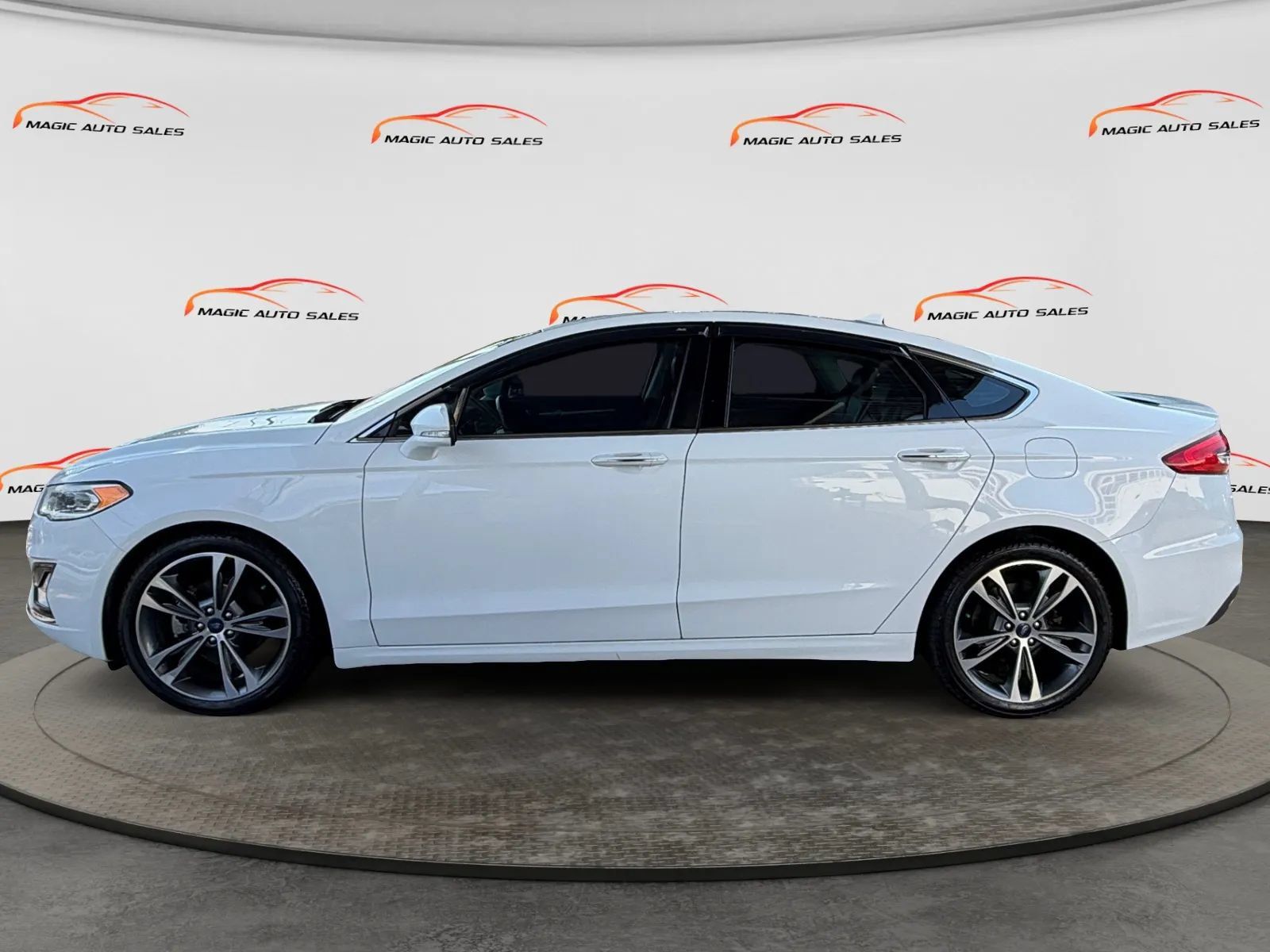 Used 2020 Ford Fusion Titanium AWD/4WD image 7