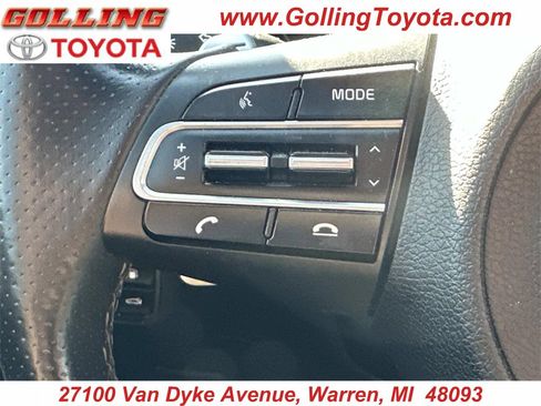 Used 2021 Kia Stinger GT2 image 23