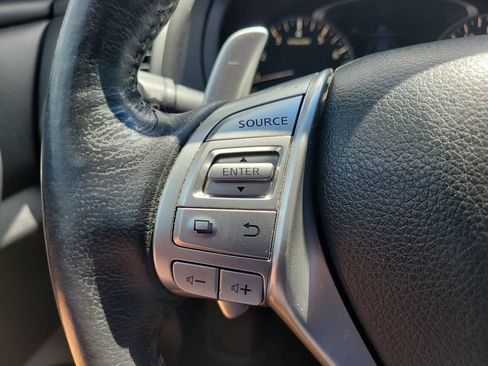 Used 2016 Nissan Altima 3.5 SL w/ 3.5 Technology Package FWD image 27