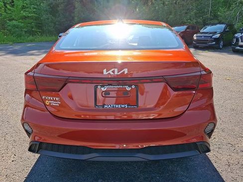 Used 2023 Kia Forte LXS FWD image 4