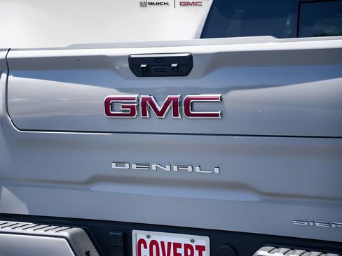 New 2026 GMC Sierra 1500 Denali w/ Denali Reserve Package AWD/4WD image 7