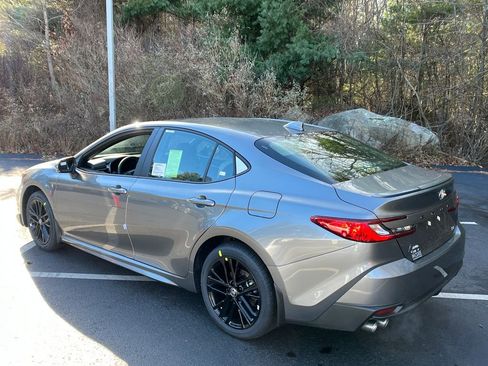 New 2026 Toyota Camry SE w/ Convenience Package image 3