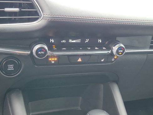 Used 2025 MAZDA MAZDA3 s image 27