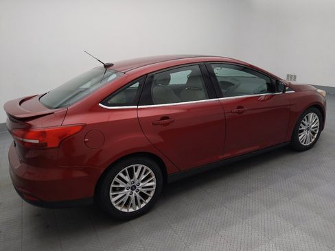 Used 2017 Ford Focus Titanium FWD image 10