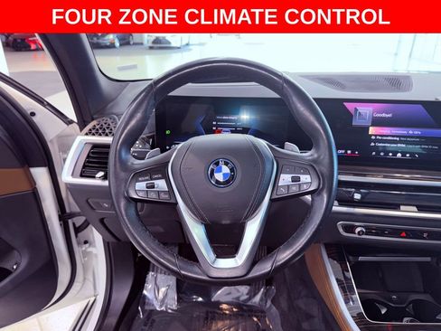 Used 2025 BMW X5 xDrive50e image 13
