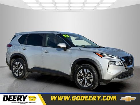 Used 2023 Nissan Rogue SV image 1