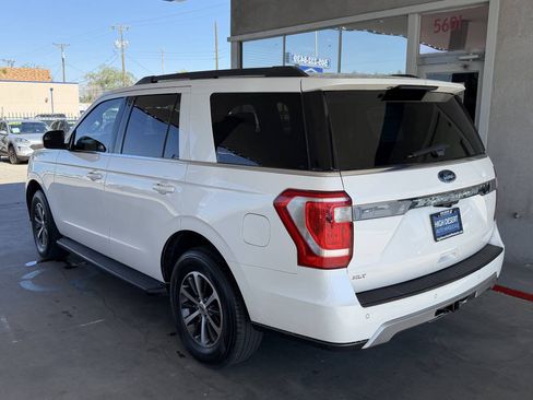 Used 2019 Ford Expedition XLT RWD image 4