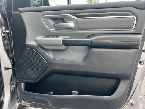 Used 2019 RAM 1500 Big Horn RWD image 14