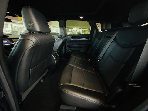 Used 2021 Cadillac XT5 Premium Luxury FWD image 35