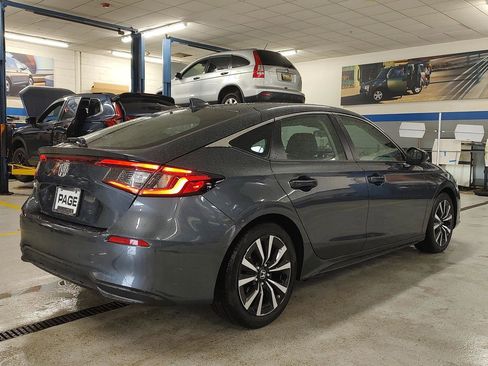 Used 2024 Honda Civic EX-L image 27