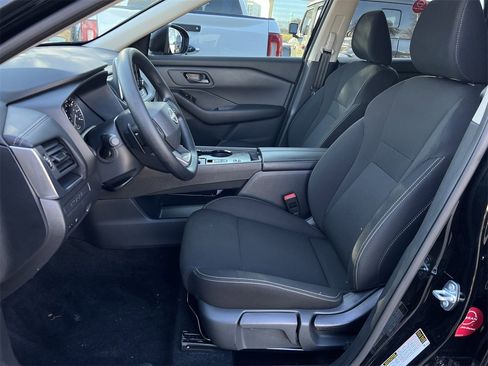 Certified 2025 Nissan Rogue S image 20