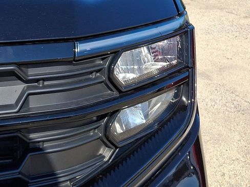 Used 2025 Ford Expedition Max Active AWD/4WD image 9