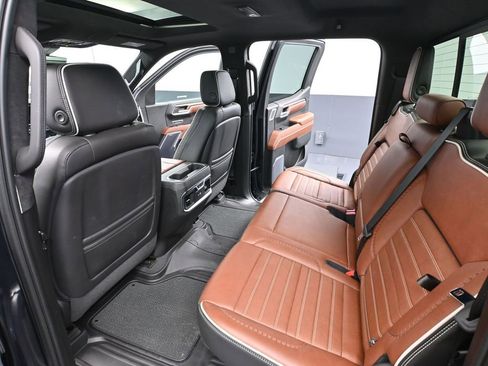 Used 2023 GMC Sierra 1500 Denali Ultimate AWD/4WD image 46