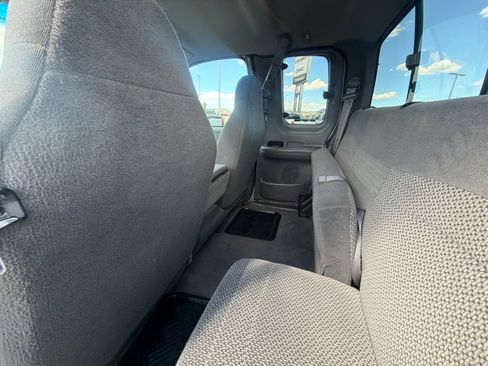 Used 2001 Ford F150 Lariat AWD/4WD image 23