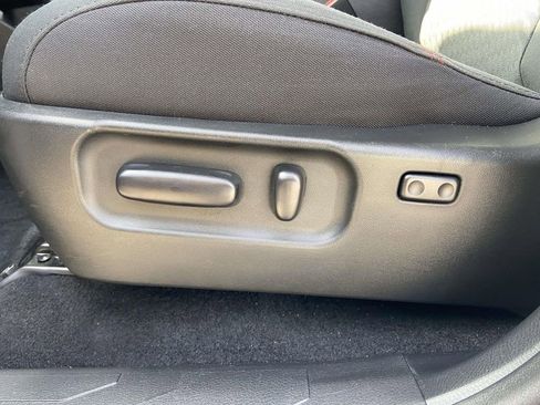 Used 2023 Toyota Tacoma SR5 w/ Technology Package image 14