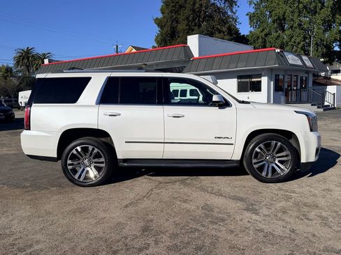 Used 2017 GMC Yukon Denali w/ Open Road Package image 7