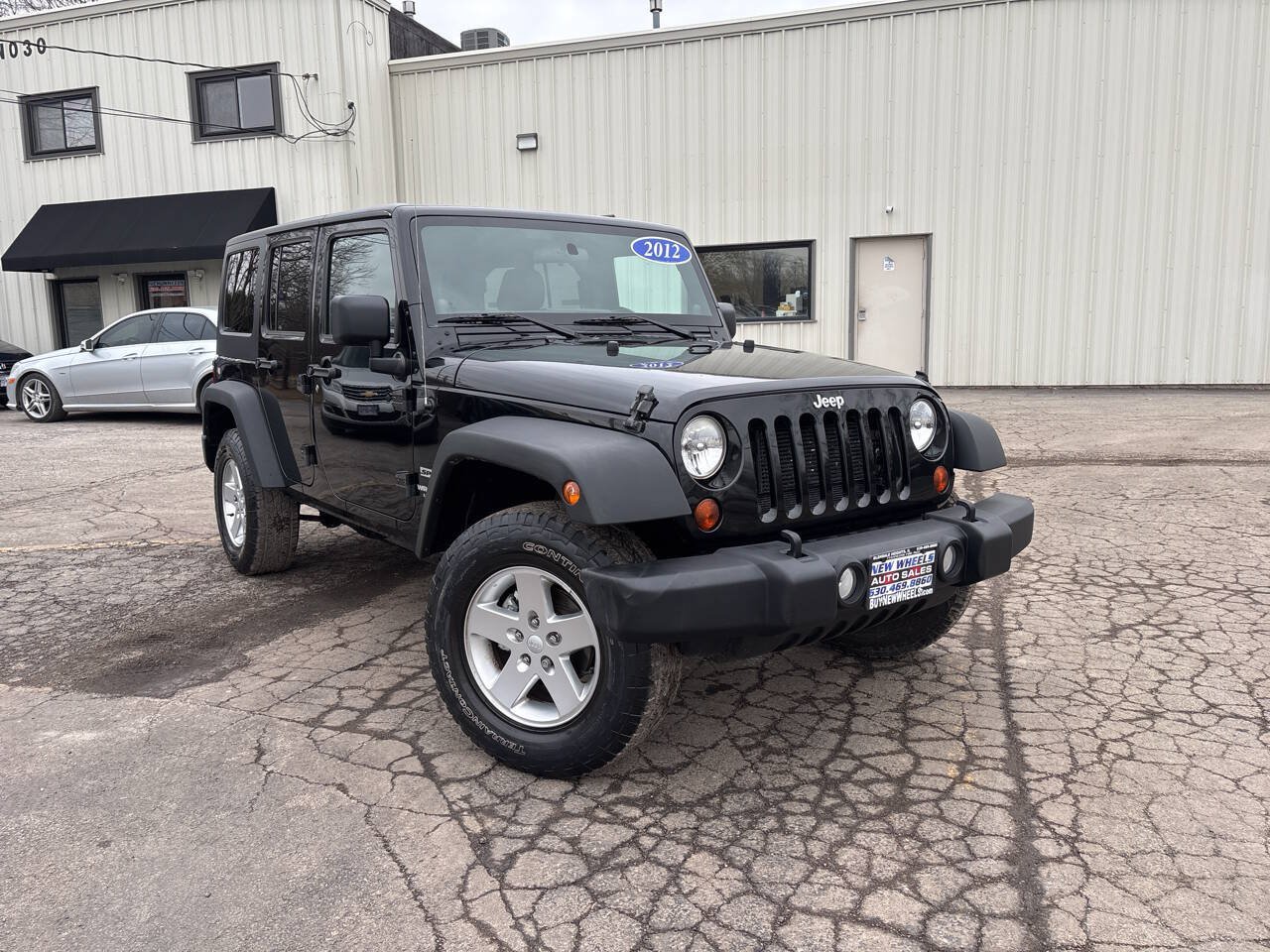 Used 2012 Jeep Wrangler Unlimited Sport AWD/4WD image 7