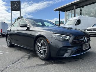 Used 2022 Mercedes-Benz E 350 4MATIC Sedan image 1