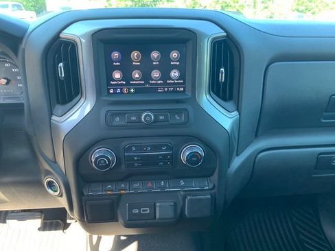 Used 2025 Chevrolet Silverado 1500 Custom Trail Boss w/ Dark Appearance Package AWD/4WD image 30