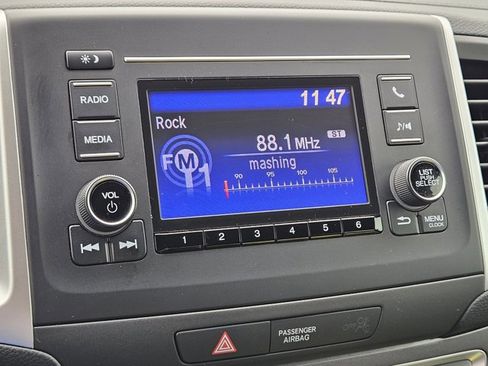 Used 2019 Honda Ridgeline Sport image 11