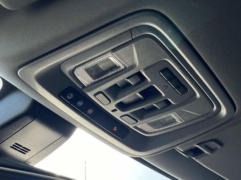 Used 2021 GMC Sierra 1500 Denali w/ Denali Ultimate Package image 34