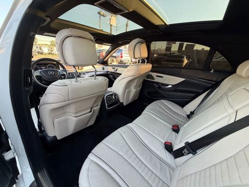 Used 2016 Mercedes-Benz S 550 Sedan image 25