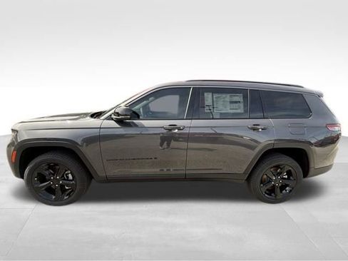 New 2026 Jeep Grand Cherokee L Limited RWD image 3