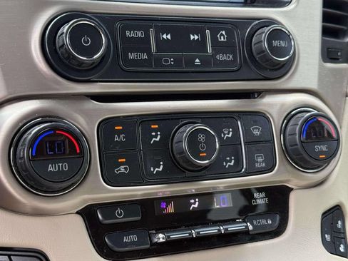 Used 2017 GMC Yukon XL Denali w/ Open Road Package AWD/4WD image 29