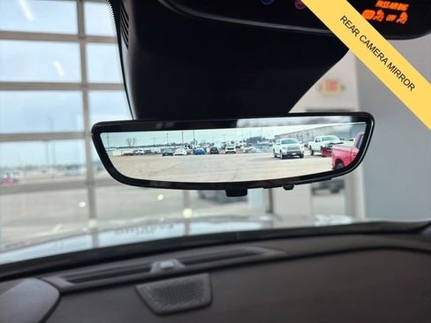 New 2026 Chevrolet Traverse High Country AWD/4WD image 3