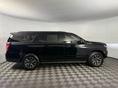 Used 2024 Chevrolet Suburban Z71 w/ Luxury Package image 6