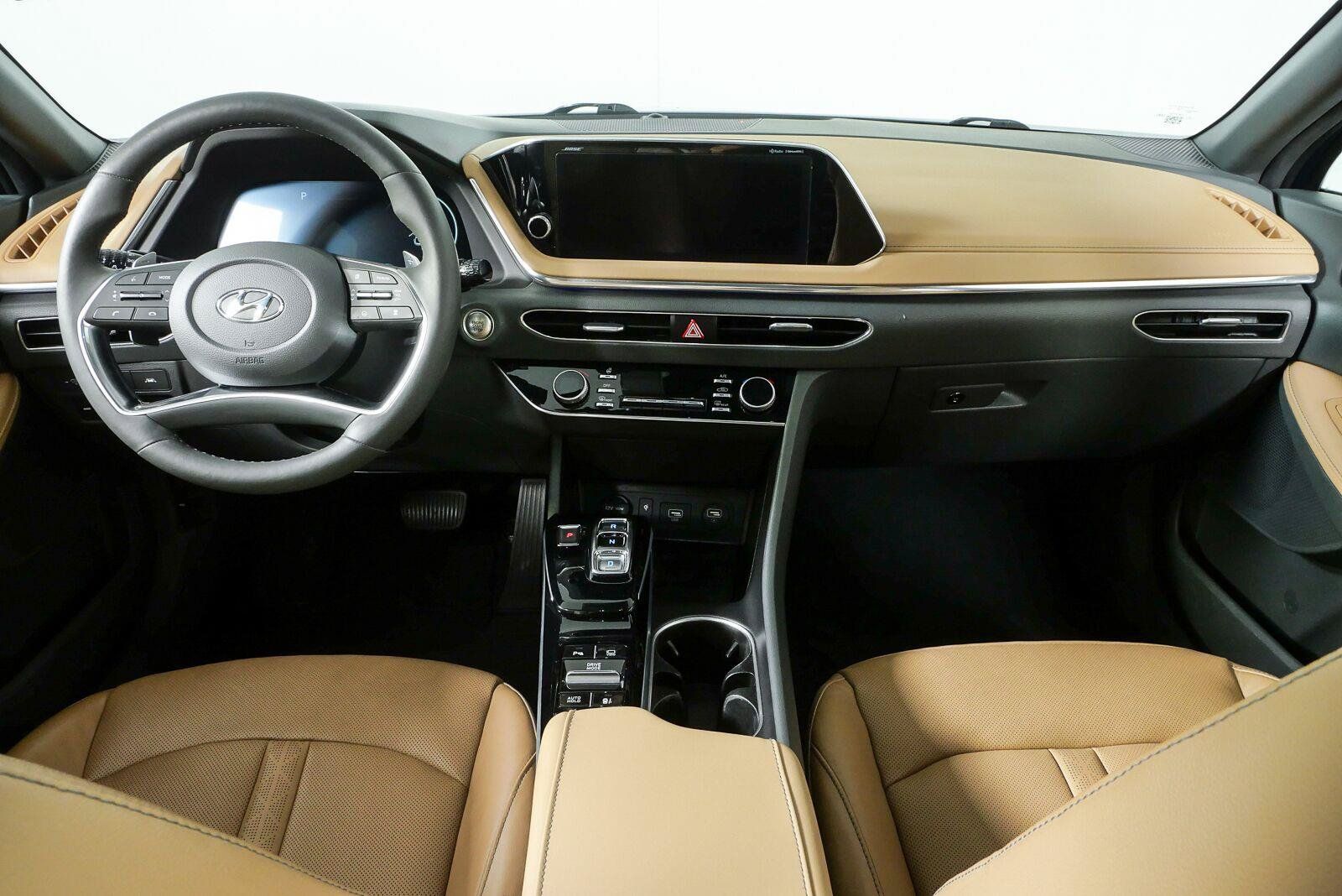 Used 2021 Hyundai Sonata Limited w/ Cargo Package FWD image 21