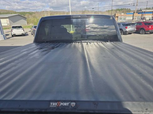 Used 2018 Ford F150 XLT AWD/4WD image 5