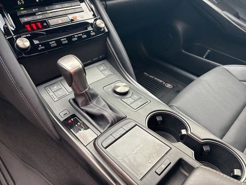 Used 2022 Lexus IS 350 F Sport image 25