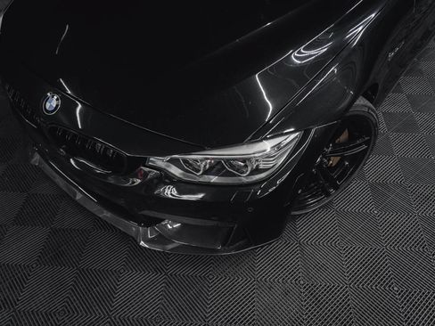 Used 2015 BMW M4 Coupe w/ Executive Package RWD image 4