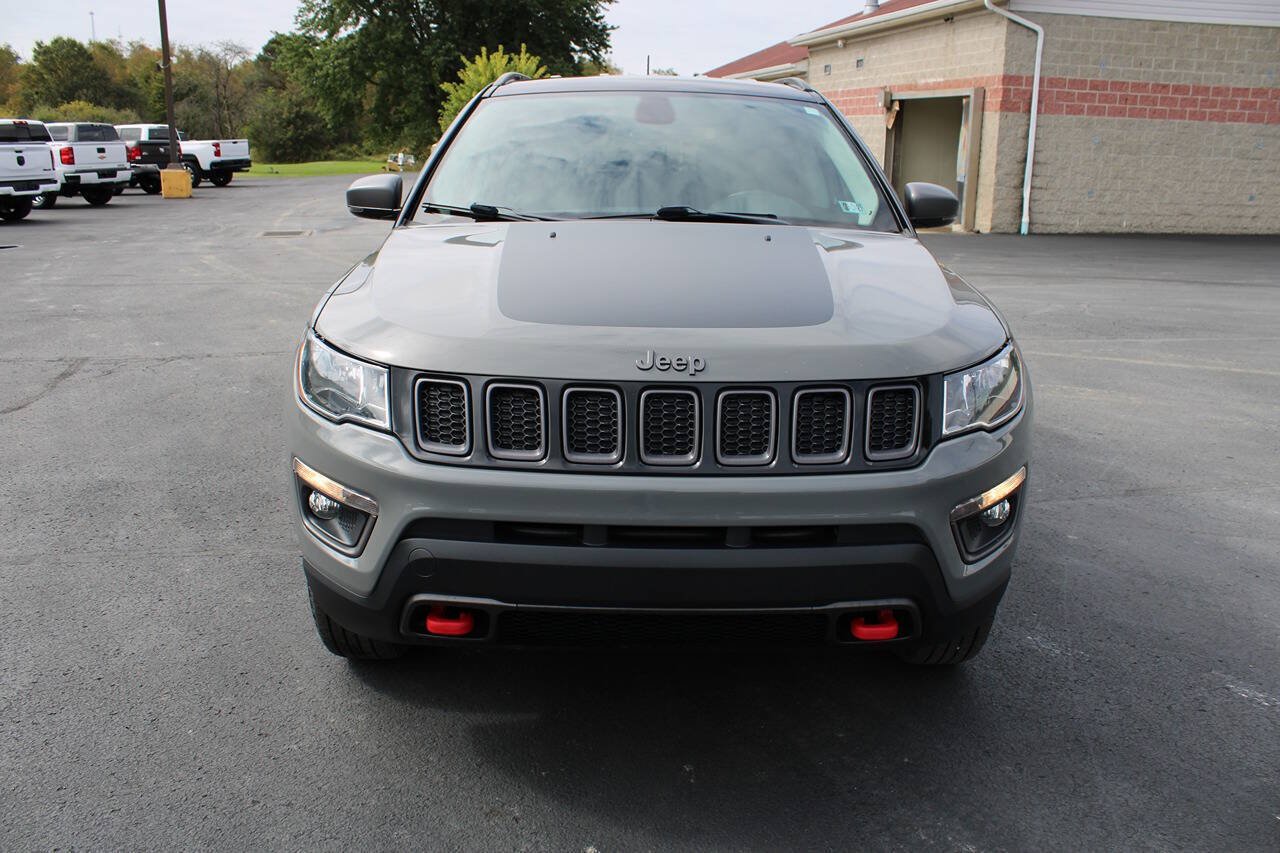 Used 2019 Jeep Compass Trailhawk w/ Leather Interior Group AWD/4WD image 9
