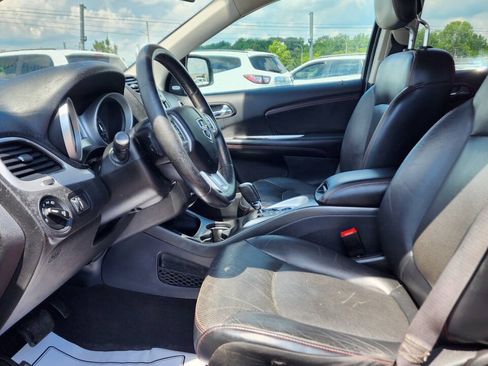 Used 2019 Dodge Journey GT FWD image 16