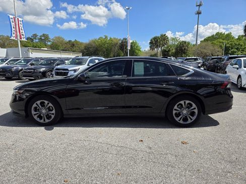 Used 2023 Honda Accord EX image 5