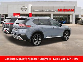 Used 2023 Nissan Rogue Platinum w/ Platinum Premium Package FWD video 3