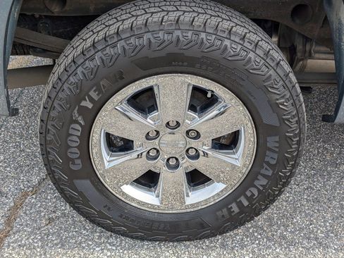 Used 2012 GMC Sierra 1500 SLE w/ Power Tech Package image 7